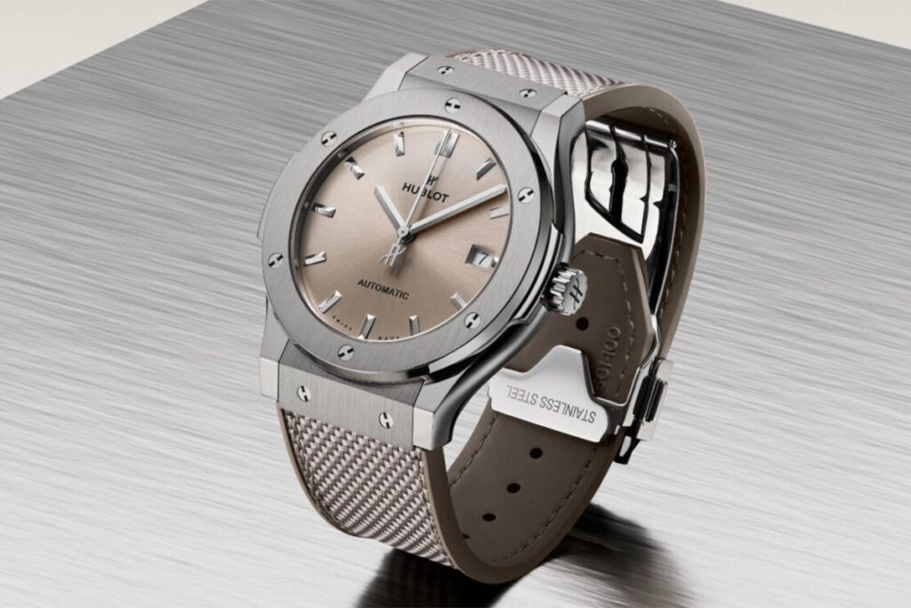 El Hublot Classic Fusion Essential se viste de color topo