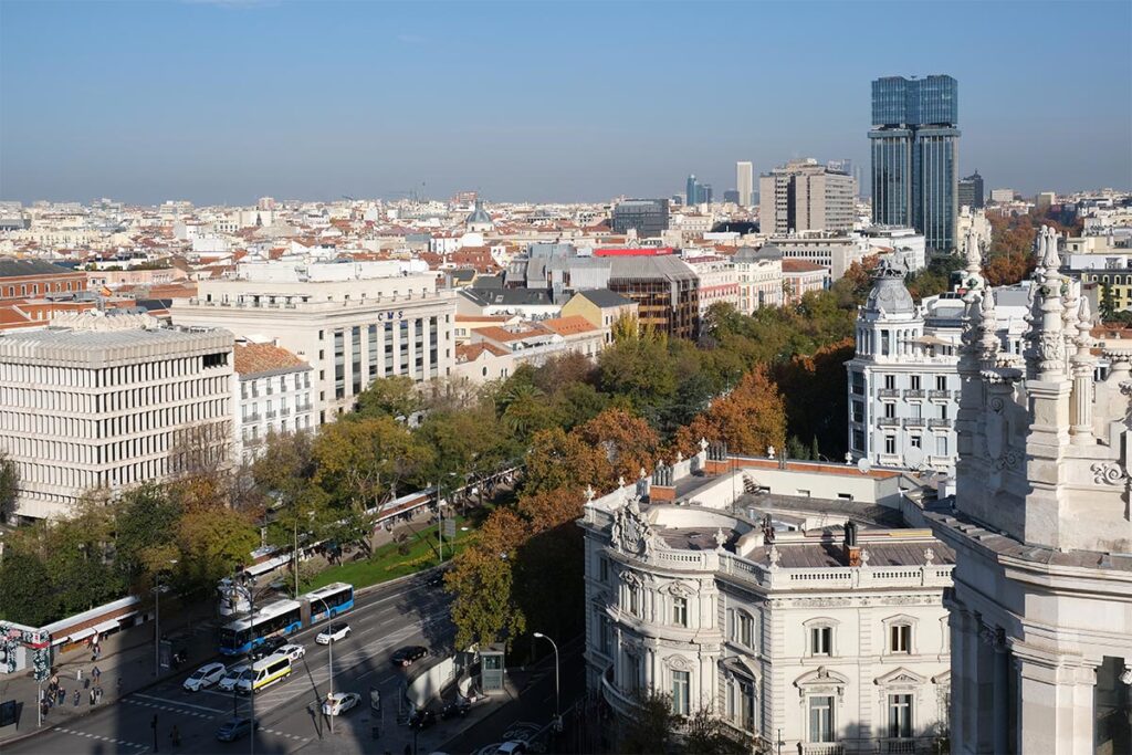 Recoletos desbanca a Serrano como la calle más cara de España