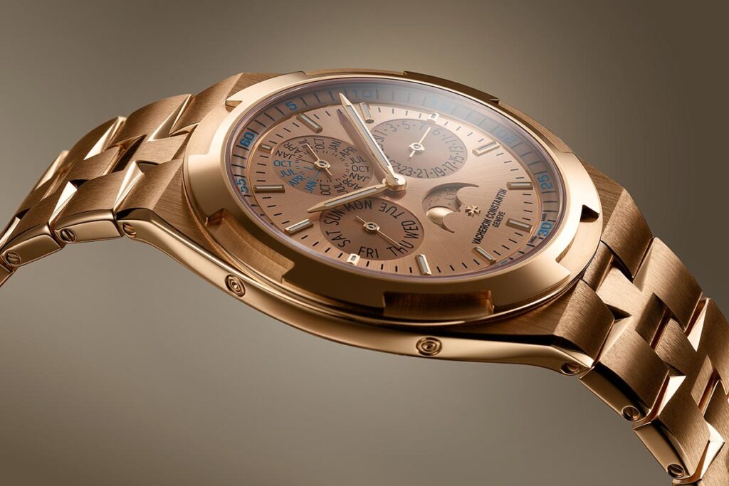 Vacheron Constantin eleva el Overseas con nuevas versiones del Perpetual Calendar Ultra-Thin