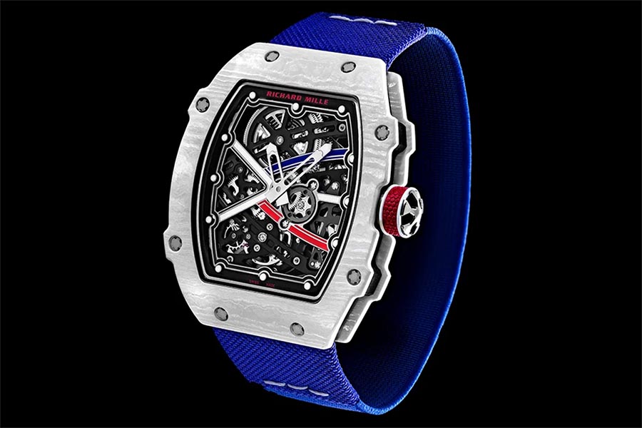 Dembélé se viste de Zegna y Richard Mille para recoger el Balón de Oro