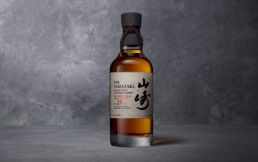 Yamazaki 25 Años Mizunara: el nuevo emblema de la artesanía japonesa en whisky