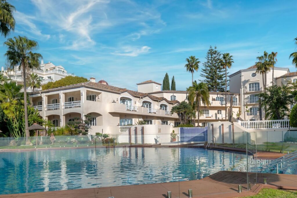 Grand Hotel Las Dunas reabre en la Costa del Sol como Autograph Collection